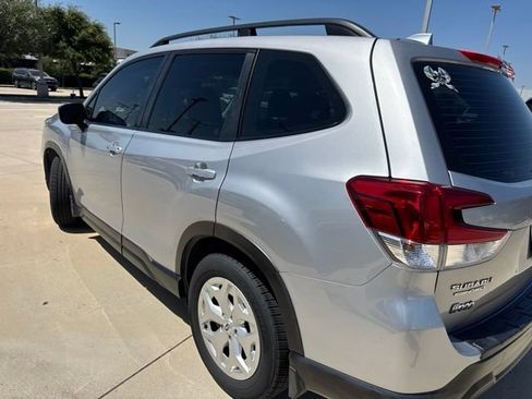 Used 2019 Subaru Forester AWD/4WD image 4