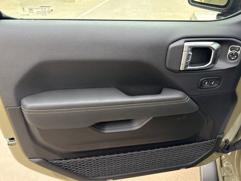 New 2025 Jeep Wrangler Unlimited Rubicon 392 image 20