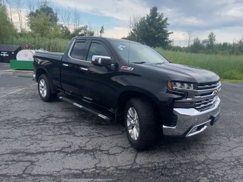 Used 2019 Chevrolet Silverado 1500 LTZ w/ LTZ Plus Package AWD/4WD image 2
