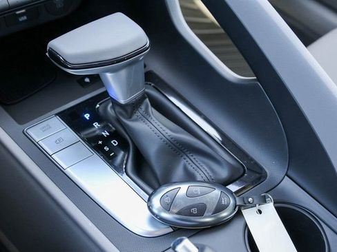 New 2026 Hyundai Elantra Sport image 16