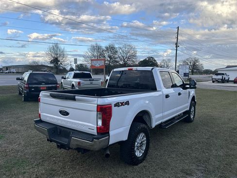 Used 2019 Ford F250 XLT image 12