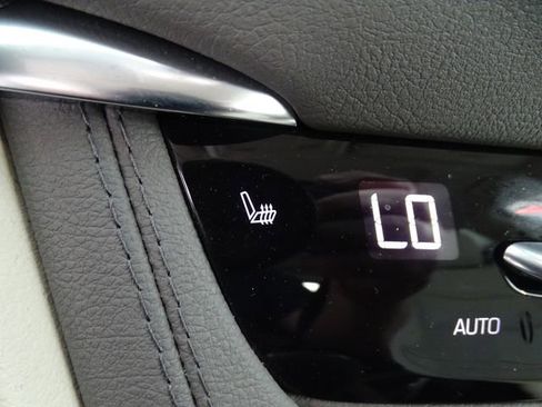 Certified 2023 Cadillac XT5 Premium Luxury FWD image 13
