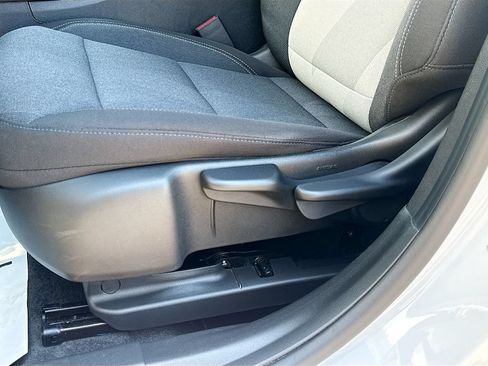 Used 2026 Chevrolet Trax LS FWD image 19