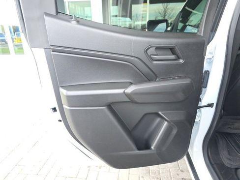 Used 2024 Chevrolet Colorado Trail Boss image 16