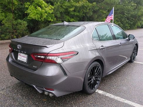 Used 2023 Toyota Camry XSE image 4