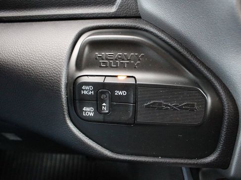 Used 2023 RAM 2500 Laramie AWD/4WD image 36