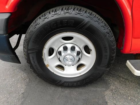 Used 2017 Chevrolet Express 3500 LS RWD image 7
