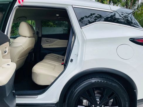 Used 2023 Nissan Murano SL w/ Cargo Package image 11