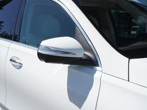 New 2026 Mercedes-Benz GLS 450 4MATIC image 10