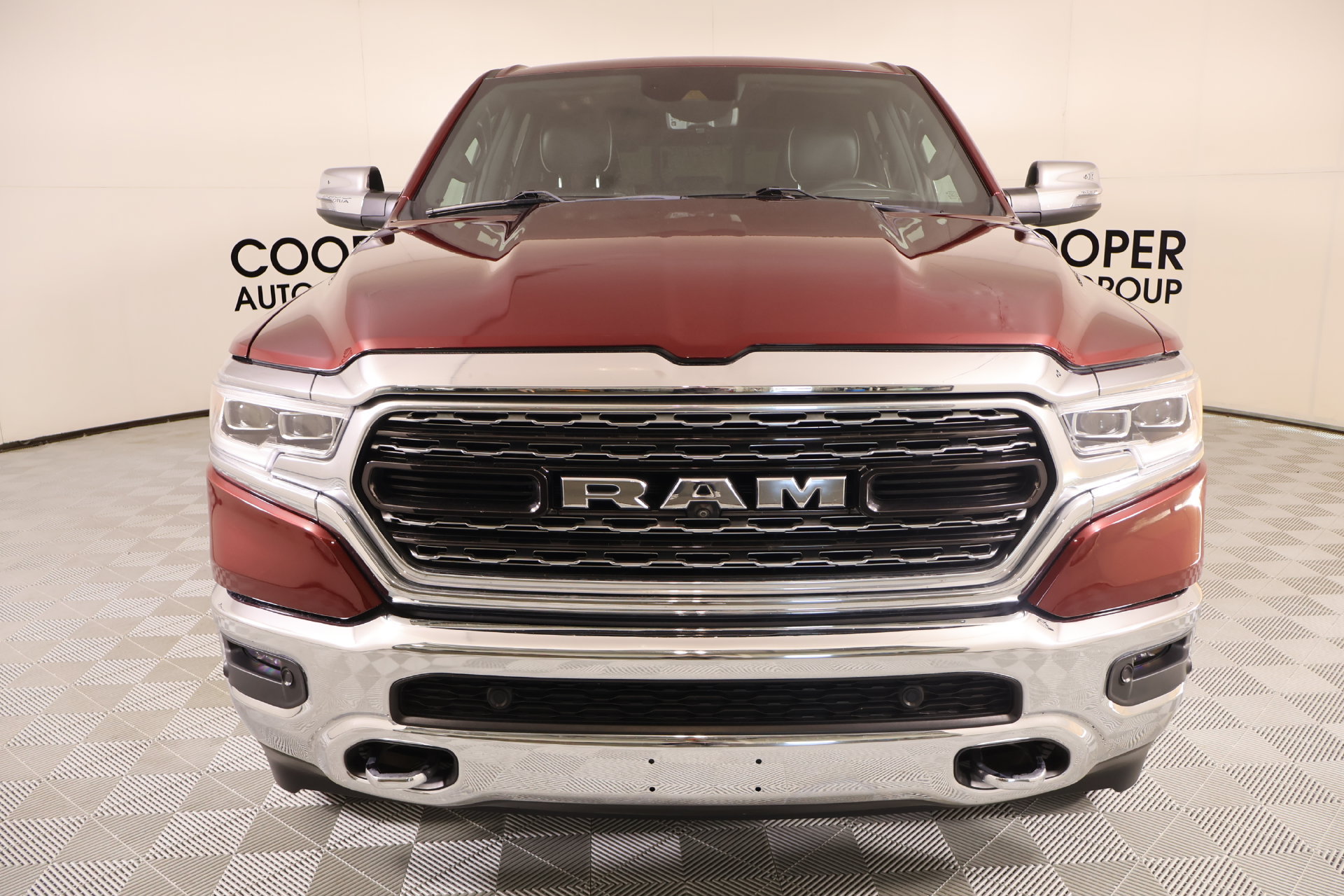 Used 2023 RAM 1500 Limited AWD/4WD image 10