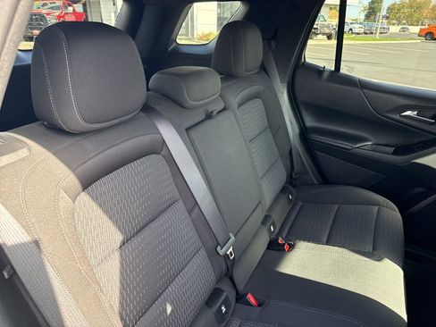 Used 2025 Chevrolet Equinox LT image 13