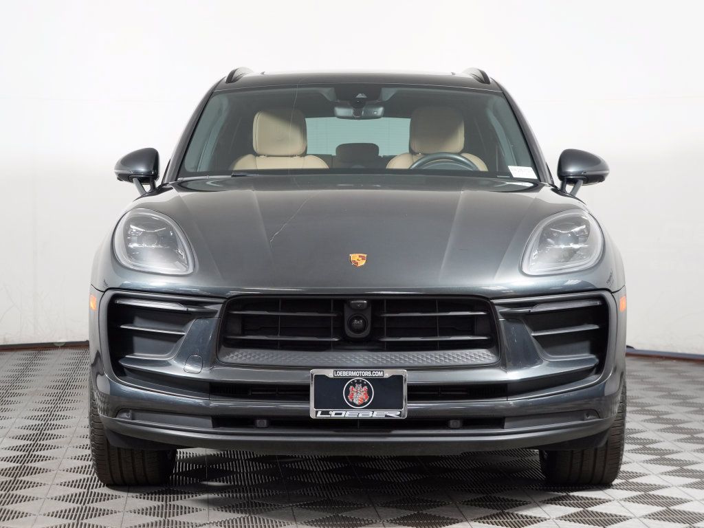 Certified 2023 Porsche Macan AWD/4WD image 10