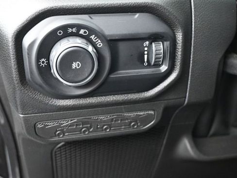 Used 2025 Jeep Wrangler Sport S image 21