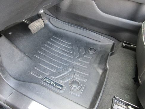 Used 2023 Chevrolet Suburban RST AWD/4WD image 27