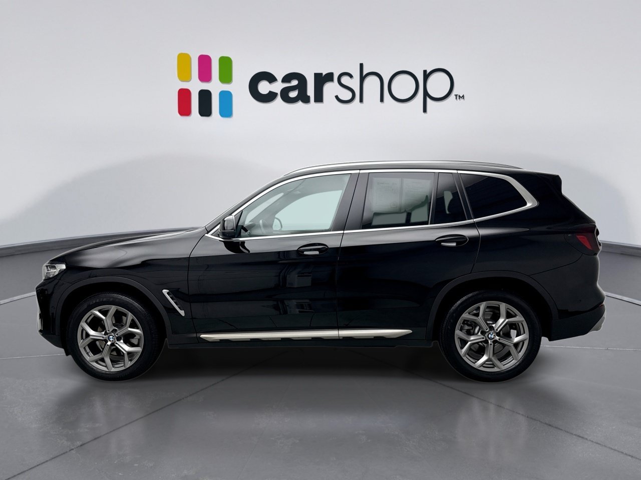 Used 2024 BMW X3 xDrive30i w/ Premium Package AWD/4WD image 2