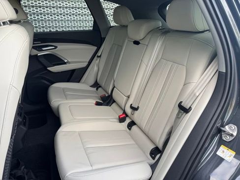 New 2025 Audi Q5 Premium Plus image 10