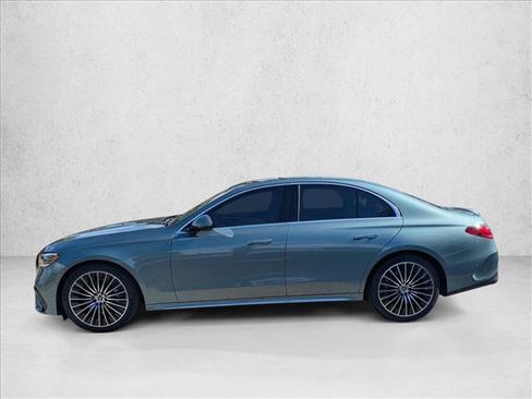 Used 2026 Mercedes-Benz E 450 4MATIC Sedan image 5