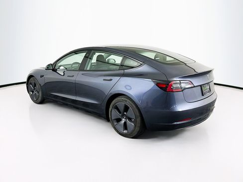 Used 2023 Tesla Model 3 Standard Range image 5