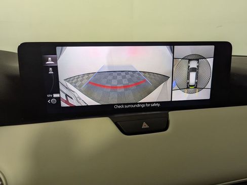 Used 2024 MAZDA CX-90 Plug-In Hybrid w/ Premium Plus image 11