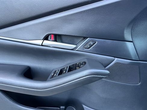 Used 2023 MAZDA CX-30 AWD 2.5 S w/ Select Package image 11