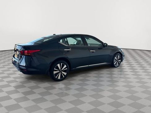 Used 2022 Nissan Altima 2.5 SV image 12