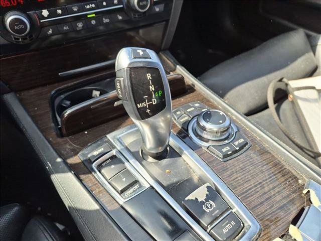 Used 2012 BMW 750i RWD image 10
