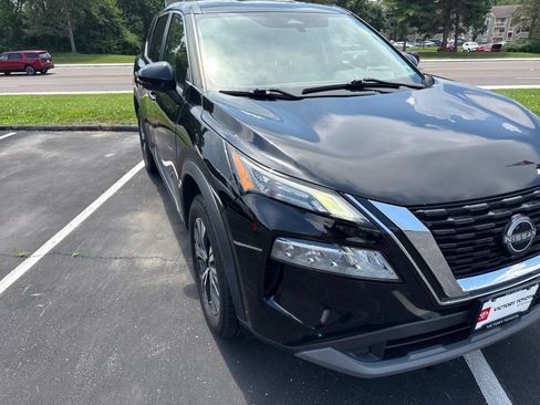 Used 2022 Nissan Rogue SV AWD/4WD image 28