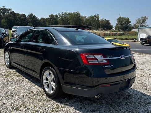 Used 2014 Ford Taurus SEL image 5