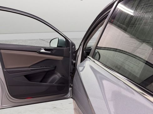 Certified 2023 Volkswagen Taos SEL AWD/4WD image 14