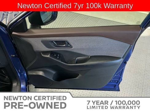 Used 2023 Nissan Rogue S AWD/4WD image 38