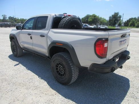 New 2026 GMC Canyon AT4X w/ AT4X AEV Edition AWD/4WD image 7