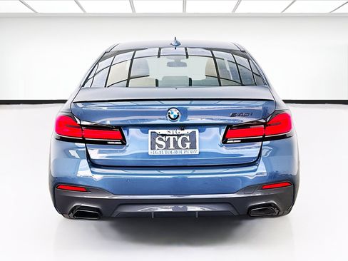 Used 2023 BMW 540i w/ M Sport Package RWD image 5