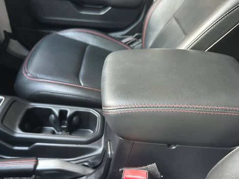 Used 2021 Jeep Gladiator Rubicon AWD/4WD image 32