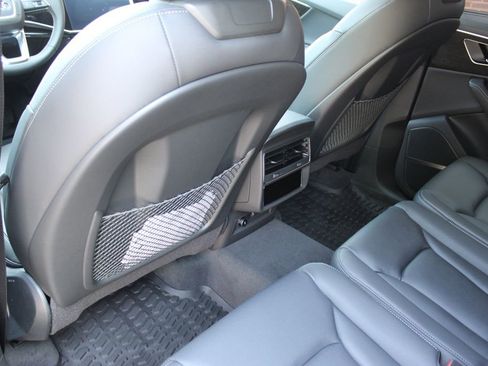 New 2025 Audi Q7 3.0T Premium Plus AWD/4WD image 44