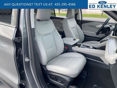 New 2026 Ford Explorer Active image 26