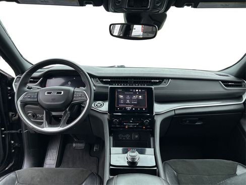 Certified 2023 Jeep Grand Cherokee L Laredo image 28