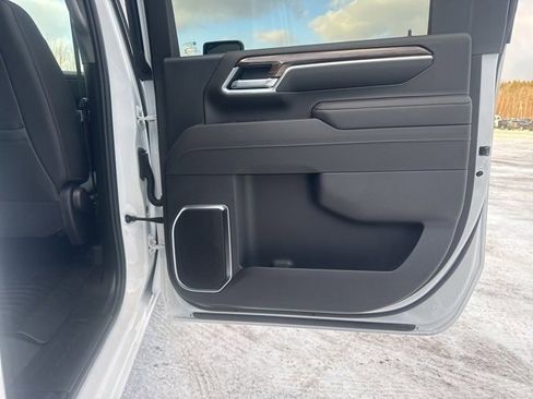 New 2026 Chevrolet Silverado 3500 LT w/ Trail Boss Package image 27