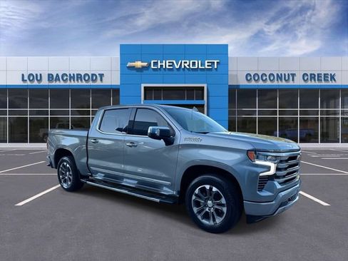 Used 2024 Chevrolet Silverado 1500 High Country RWD image 2