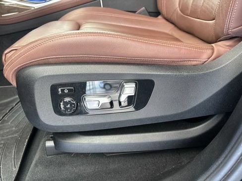 Used 2020 BMW X7 xDrive40i w/ Cold Weather Package AWD/4WD image 17
