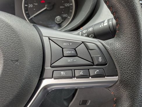 Used 2024 Nissan Versa SR FWD image 17