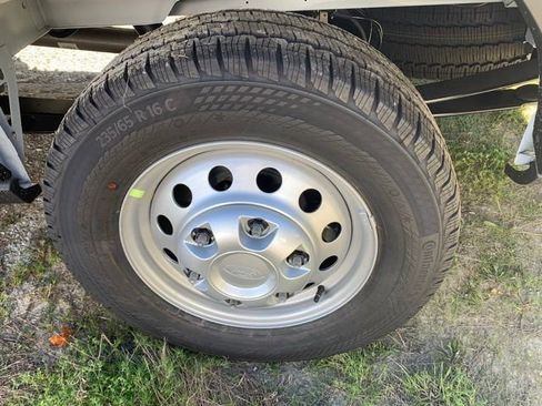 New 2025 Ford Transit 150 Base image 23