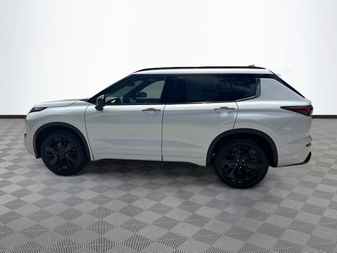 New 2026 Mitsubishi Outlander SEL FWD image 8