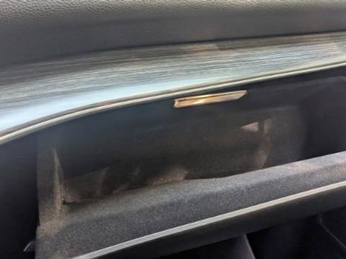 Used 2023 Jeep Wagoneer L Series II image 39