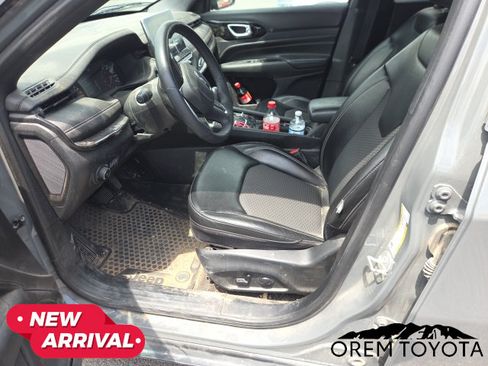 Used 2023 Jeep Compass Latitude w/ Convenience Group AWD/4WD image 10