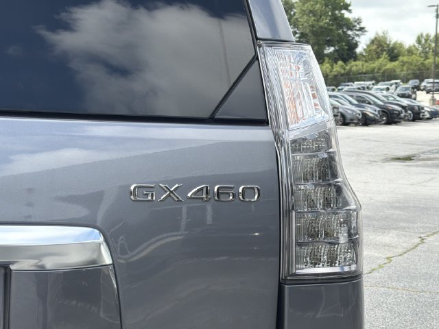 Used 2022 Lexus GX 460 Luxury w/ Accessory Package AWD/4WD image 5