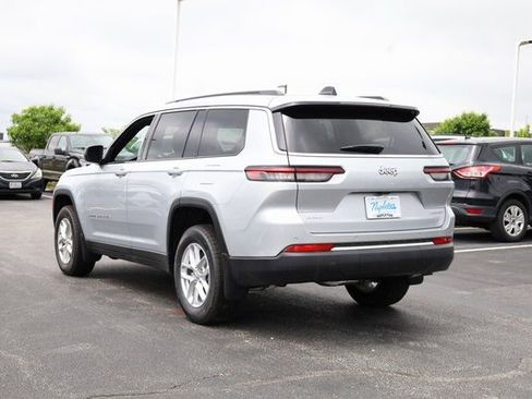 New 2025 Jeep Grand Cherokee L Laredo w/ Luxury Tech Group I AWD/4WD image 6