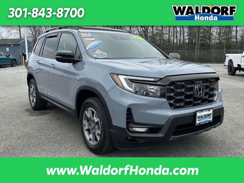 Certified 2023 Honda Passport TrailSport image 1