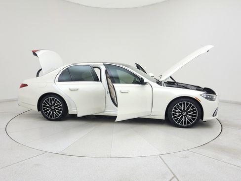 Used 2022 Mercedes-Benz S 500 S 500 image 17