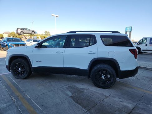 Used 2023 GMC Acadia AT4 w/ Technology Package image 4
