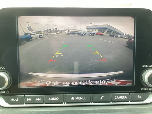 Used 2023 Nissan Rogue SV FWD image 19